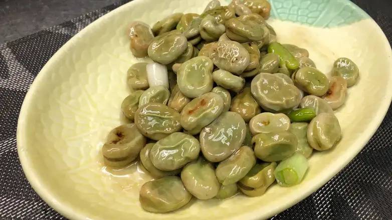 331. Sautéed Broad Bean 生煸蠶荳